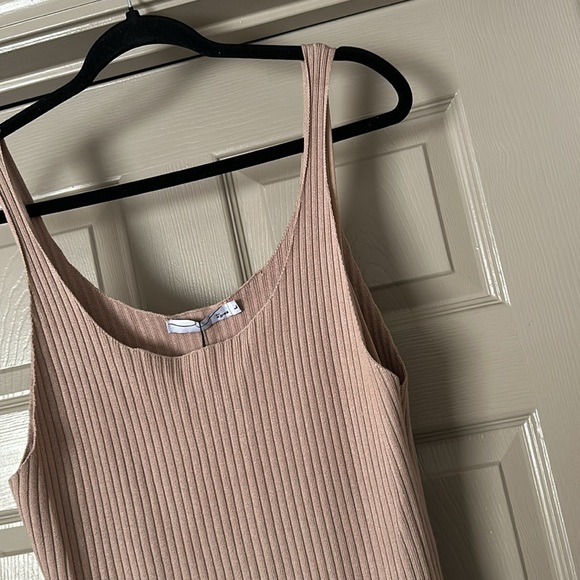 BYEGREIS | Ribbed Knit Bodycon Midi Dress - Picture 3 of 5